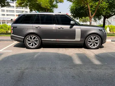 2018 Range Rover HSE GCC Specs in Excellent Condition