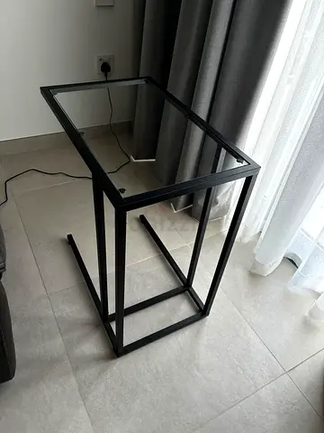 IKEA VITTSJÖ Laptop Stand – Black Metal & Glass Sidetable