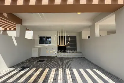 SINGLE ROW | CLOSE TO THE GATE | BEST PRICE
