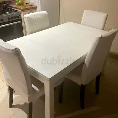 TABLE WITH 4 CHAIRS - urgent sale