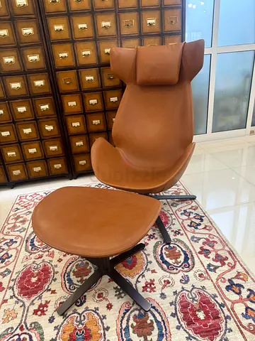 TACCHINI Shelter Armchair swivel and Ottoman, designed by Noé Duchaufour-Lawrance W69 D85 H114 cm