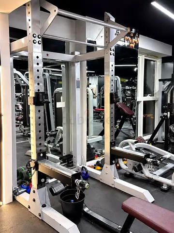 Power / Squat Rack , AED 2300