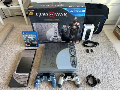 PS4 Pro 1TB $%& of War Limited Edition (Full Set with Box, 2 Controllers, Bag & Accessories)