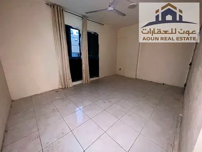 فرصة مثالية للسكن المشترك (عزاب) في أرقى مناطق الشارقة - المجاز 1! 🌟 شقة واسعة ومميزة تتكون من 3 غرف وصالة مخصصة للسكن المشترك، وتوفر لك كافة وسائل