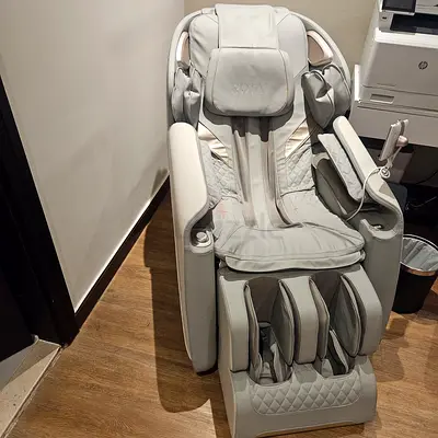 Rotai Massage Chair
