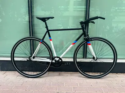 Brand New 2022 PAGAN V2 Fixie Bike – High-Spec Fixed Gear Track Setup