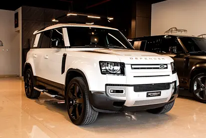 2023 Land Rover Defender 110 HSE P400 | GCC Specs | Under Warranty & Service Contract