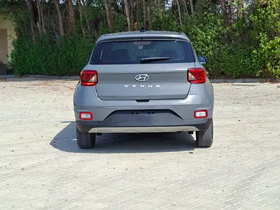 صورة 4 لـ 2021 Hyundai VENUE