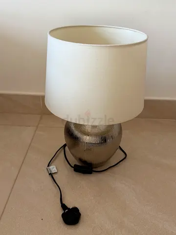 Silver textured table lamp with white drum shade - good condition