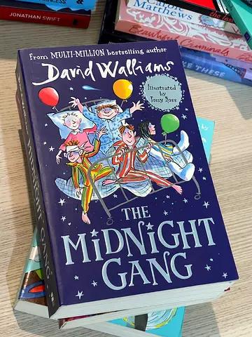 The Midnight Gang by David Walliams - Paperback