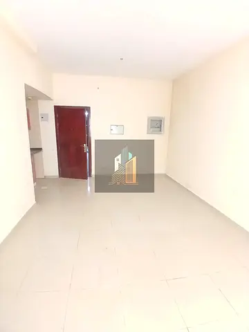 SEPARATE KITCHEN, NEAT AND CLEAN FAMILY BUILDING APPARTMENT NEAR NESTO