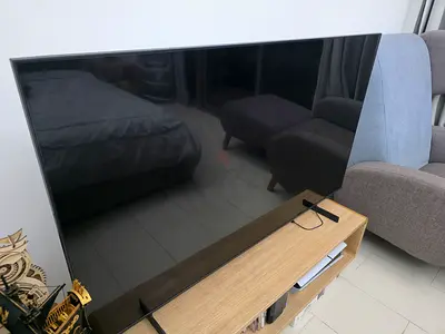55-inch LED Smart TV, screen not working