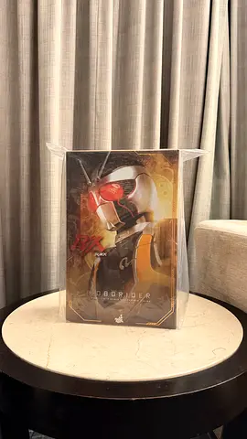 HOT TOYS Kamen Rider Roborider (MISB)