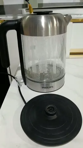 Philips Glass Electric Kettle - 1.7L, Used