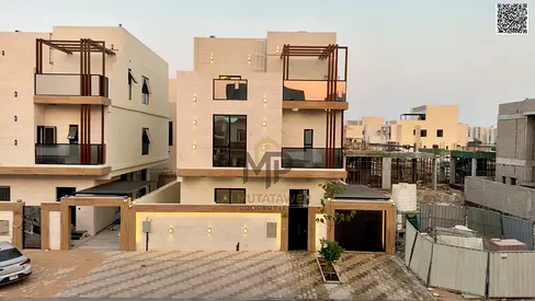 فيلا فاخرة للبيع في الحليو 2 – مقابل حديقة الحميدية. تشطيبات VIP، أسلوب حياة فاخر.