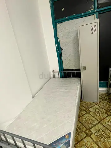 Executive bed space available for south Indians