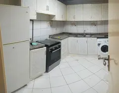 Female bad space available ready to move