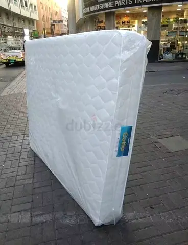 Single/Double Mattress in Good Condition - Clean & Wrapped