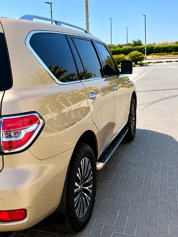 2017 Nissan PATROL photo 2
