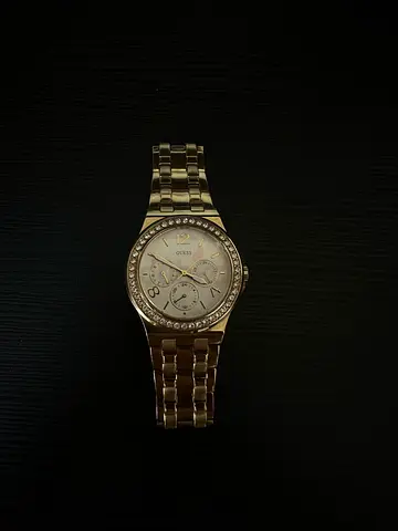 GUESS Women's Gold-Tone Crystal Watch W18538L1n