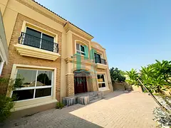5 Bedroom villa with shared garden and swimming pool