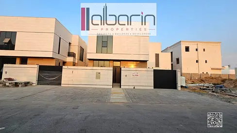 Villa for sale in Al Helio, Ajman: 5 master bedrooms; registration fees included; cash offer.