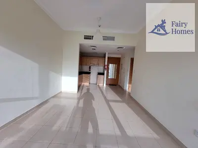 غرفة نوم واحدة في الخليج التجاري | إطلالة على القناة ووسط المدينة | شرفة