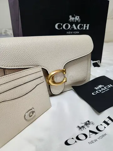 Coach cream leather shoulder bag with matching cardholder