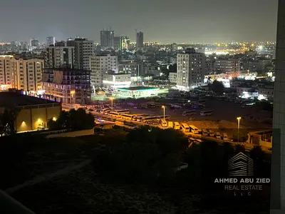 شقة مفروشة غرفه ماستر وصالة للإيجار في أبراج السيتي تاور النعيمية 2 عجمان | 2 حمام ومطبخ مفتوح وموقف مجاني | 31 ألف سنوياً على 4 دفعات موقع مميز جدا