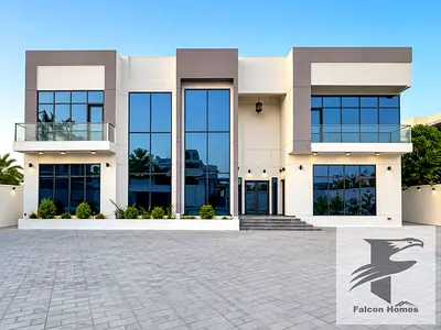 Spacious 5BR Villa with Garden Area | Huge Plot