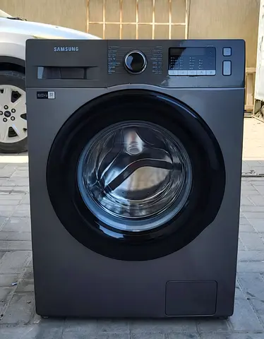 This one SAMSUNG inverter latest model 8kg washing machine with perfect working condition