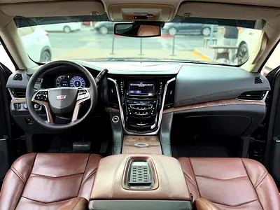 2016 Cadillac ESCALADE 照片 8