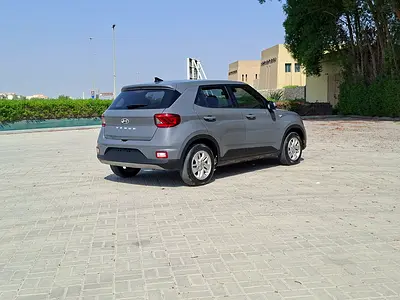 صورة 5 لـ 2021 Hyundai VENUE