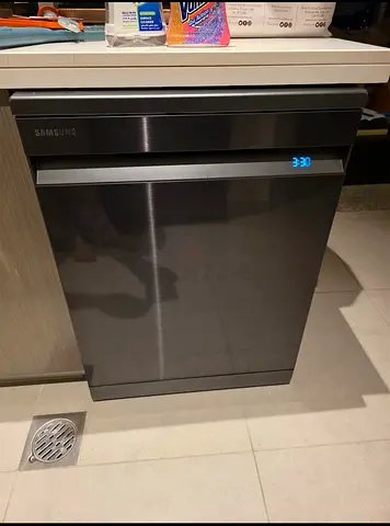Samsung Dishwasher3 rack - Dark Stainless, Good Working Condition