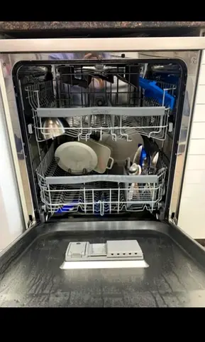 Toshiba freestanding dishwasher