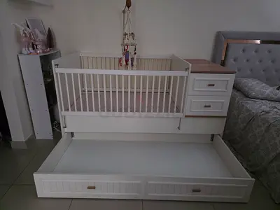 URGENT SALE - Almila Monte Convertible Baby Bed + Pull-Out Bed, Mattress & Bedding  Set