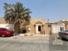 SPACIOUS VILLA AVAILABLE YEARLY READY TO MOVE AL AZRA SHARJAH AREA 2BHK VILLA 3BATH 1 MASTER ROOM