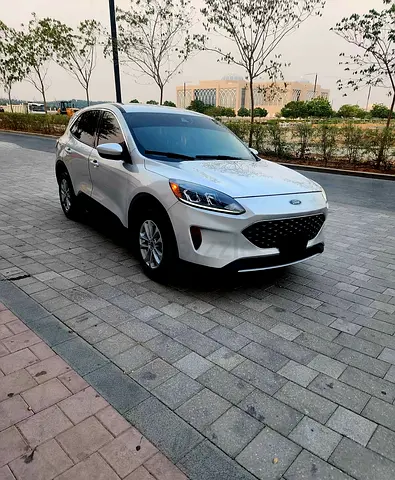 2020 Ford Escape SE - American Specs - Excellent Condition