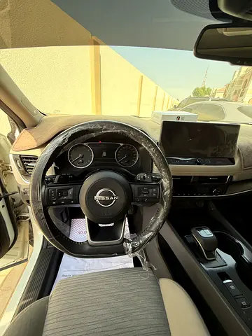 2023 Nissan X-TRAIL photo 1