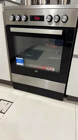 Beko Built-in Electric Oven and Stove - Good Working Condition