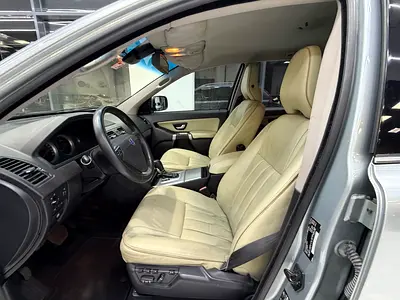 صورة 8 لـ 2014 Volvo XC90