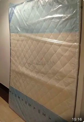 Queen size mattress - 190Lx150W