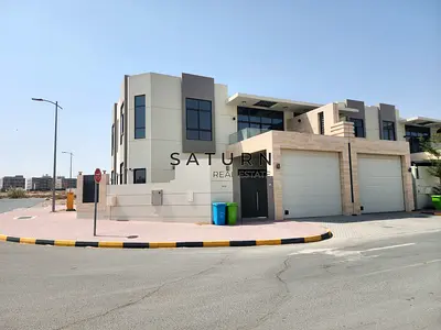 🔥 وحدة زاوية (4 غرف نوم + غرفة خادمة) | تشطيبات فاخرة | جميع الغرف ماستر | إعادة بيع 🔥