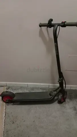 Used electric scooter - compact commuting scooter, working condition