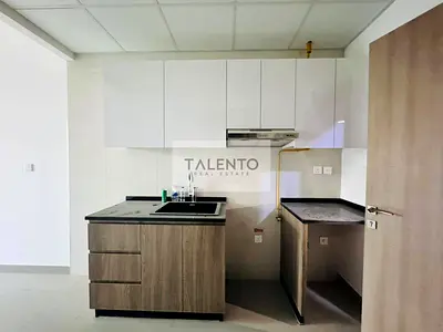 Brand New Studio | 6 Cheques | Ready to Move