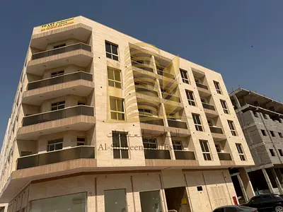 محلات تجارية للإيجار بموقع مميز في الجرف 3