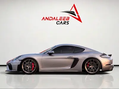2022 Porsche 718 photo 9
