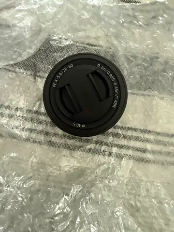The  Sony FE 28–60mm F4–5.6