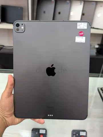iPad Pro 13 inch M4 512GB SIM CARD WORRANTY 03/07/2027