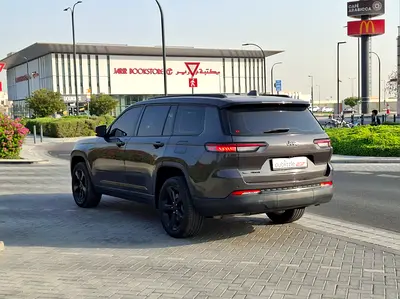 صورة 8 لـ 2022 JEEP GRAND CHEROKEE L